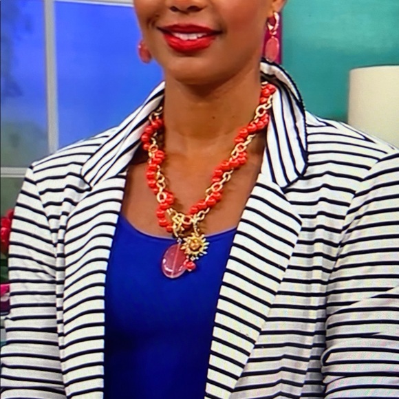 Heidi Daus Loop Back Around Transformable Charms Long Necklace Coral 52”L - Picture 12 of 13